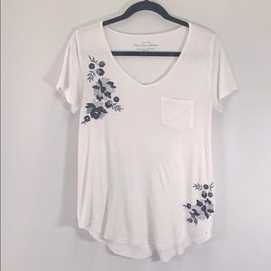 Hollister Abercrombie & Fitch Frayed Hemline Floral Women’s Size S Pocket Tee
